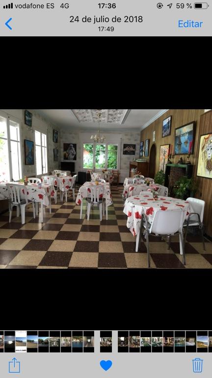 Restaurace v ubytování Hotel Comodoro