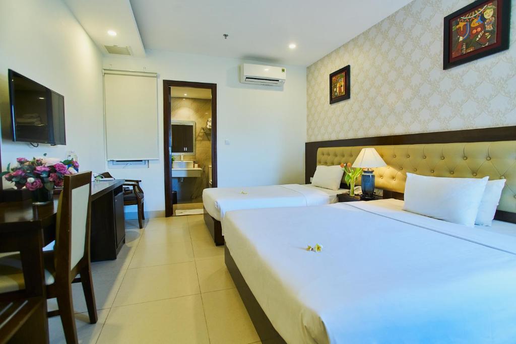 Boss Hotel - Deluxe Triple Room Mit Teilweise Meerblick