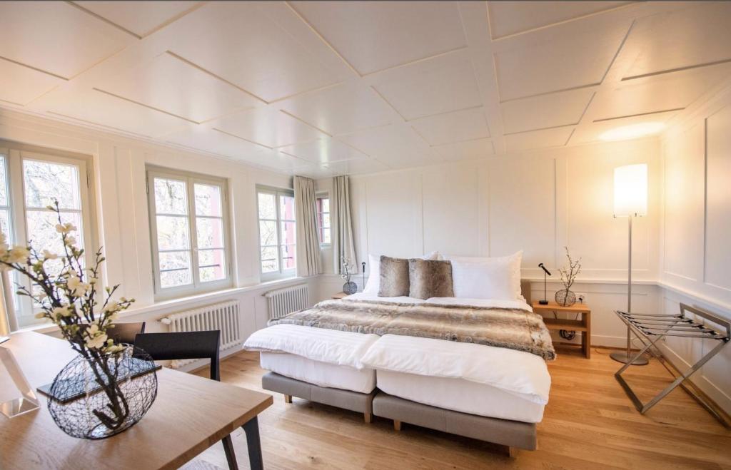 Hotel Restaurant Falkenburg - Resim 11