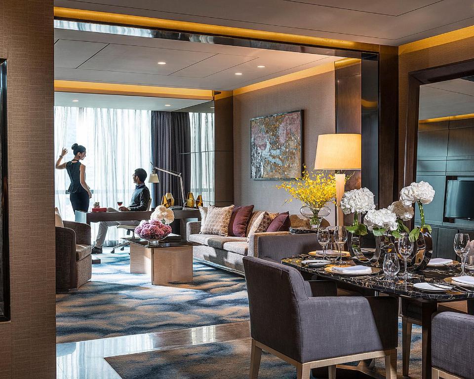 Posezení v ubytování Four Seasons Hotel Shenzhen