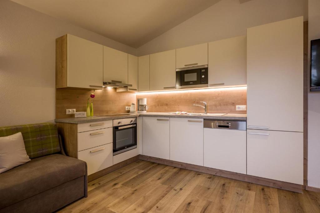 Kuchyňa alebo kuchynka v ubytovaní Haus Kreidl