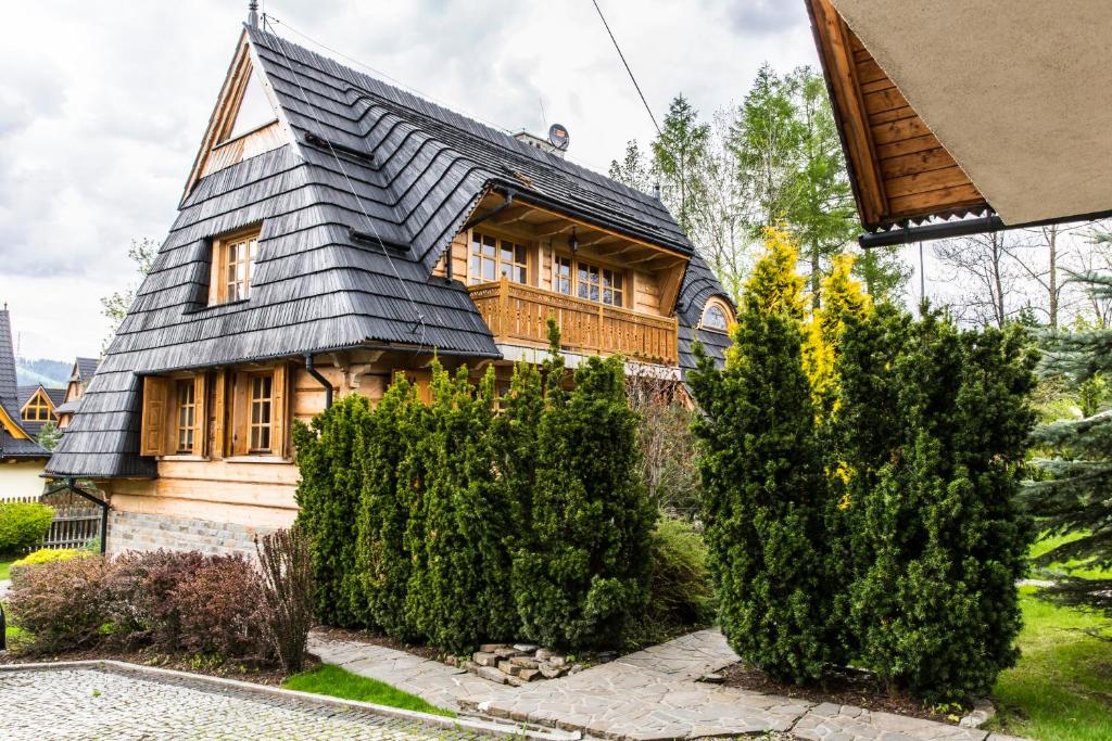Budova, v ktorej sa vila nachádza