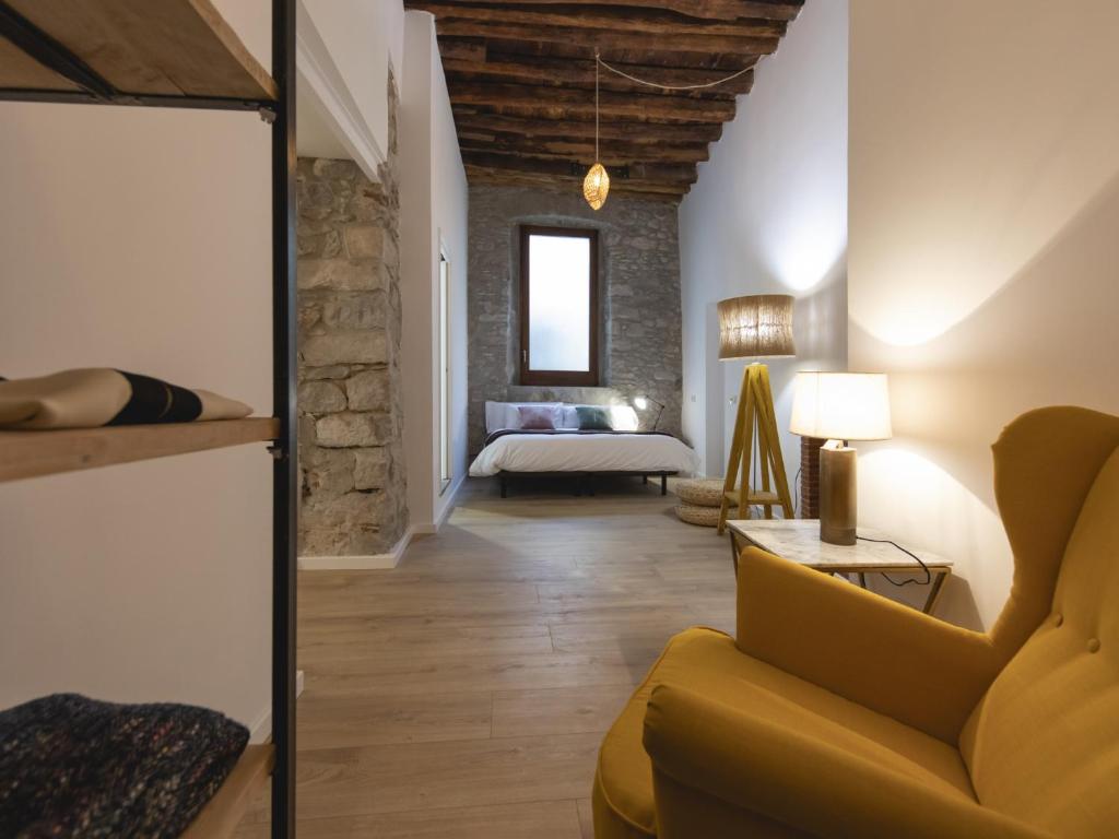 Bravissimo Bali, beautiful 2 bedroom apartment, Girona ...