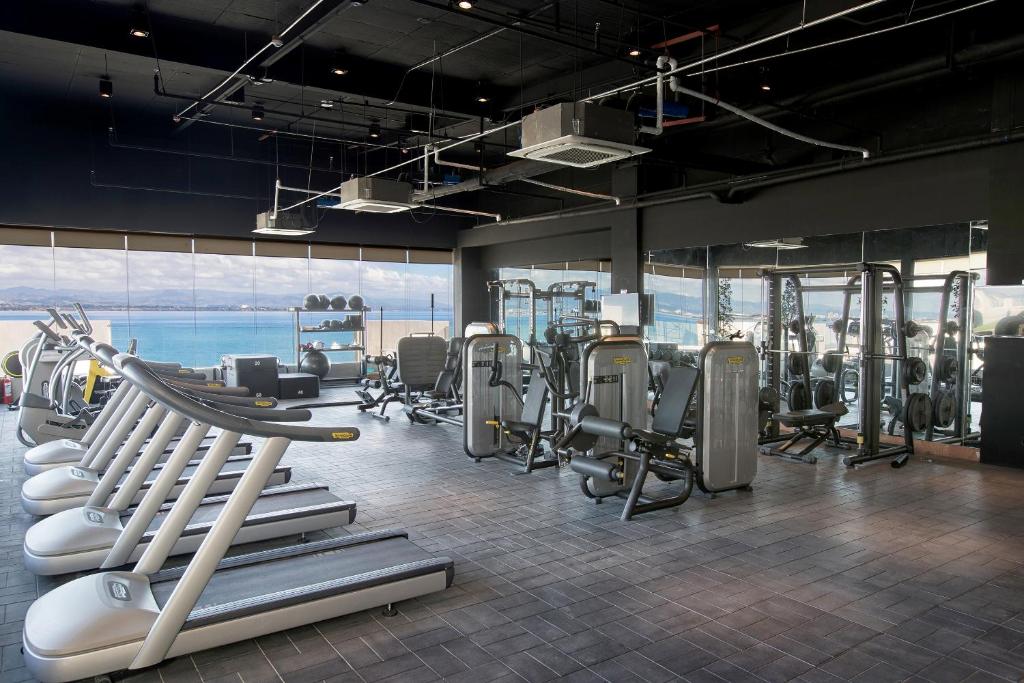 Fitness centrum a/nebo fitness zařízení v ubytování Dusit Thani Mactan Cebu Resort