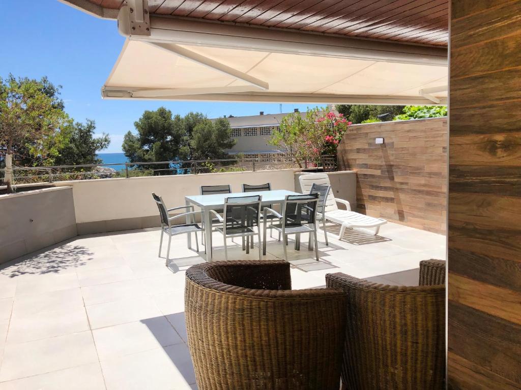 Balkón nebo terasa v ubytování Apartamento Playa Capellans - Gran terraza