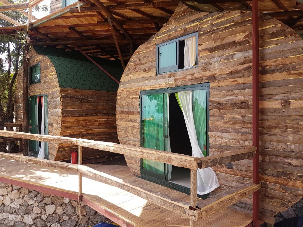 Balkón nebo terasa v ubytování Mandala Camping
