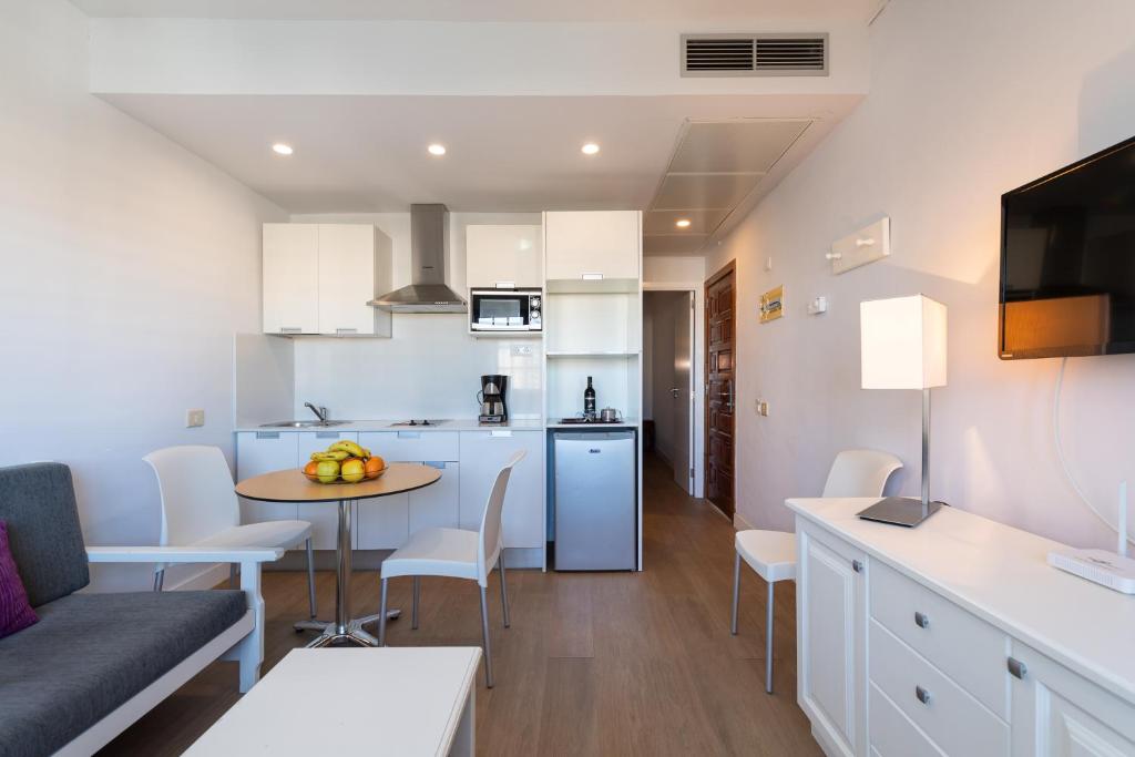 TC Apartamentos Don Diego - 4