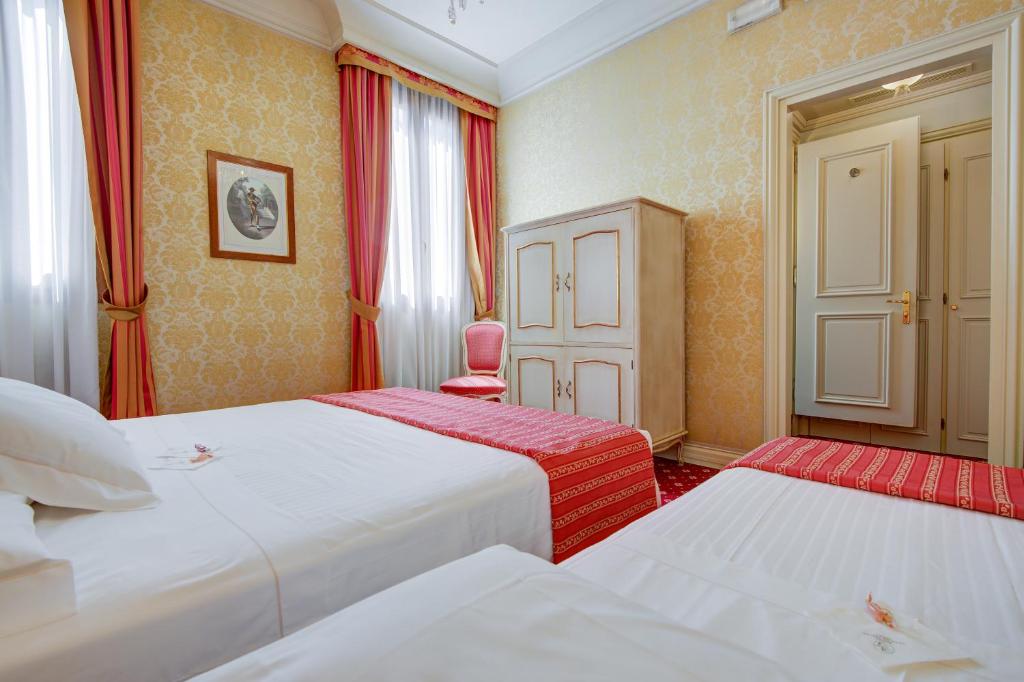 Hotel Antiche Figure - 10