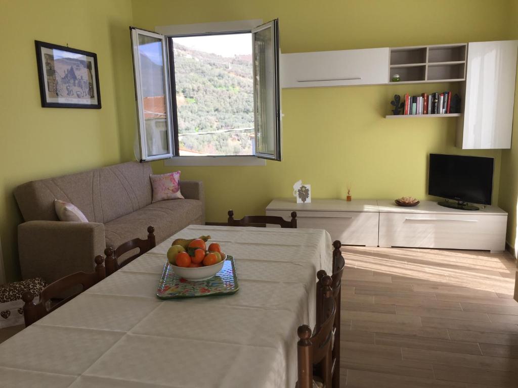 Posedenie v ubytovaní Casa Bea con Piscina e giardino