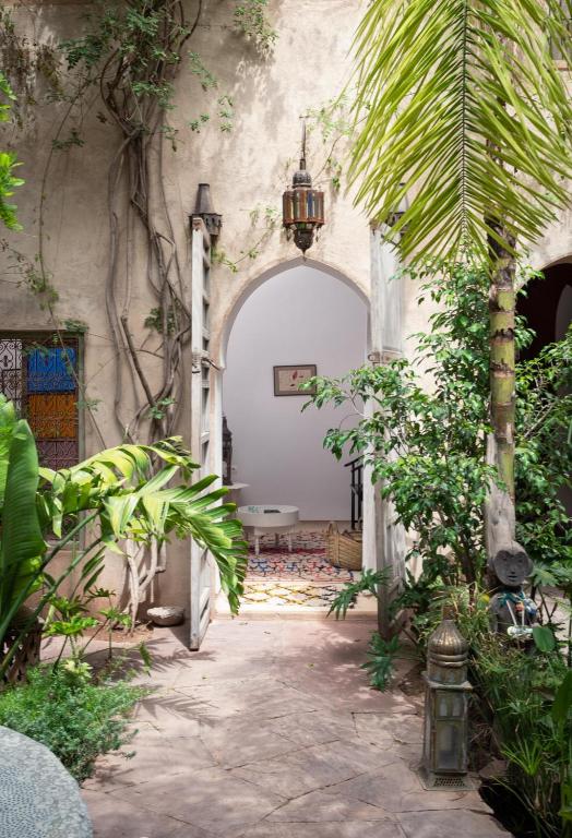 Zahrada ubytování Riad Kbour & Chou