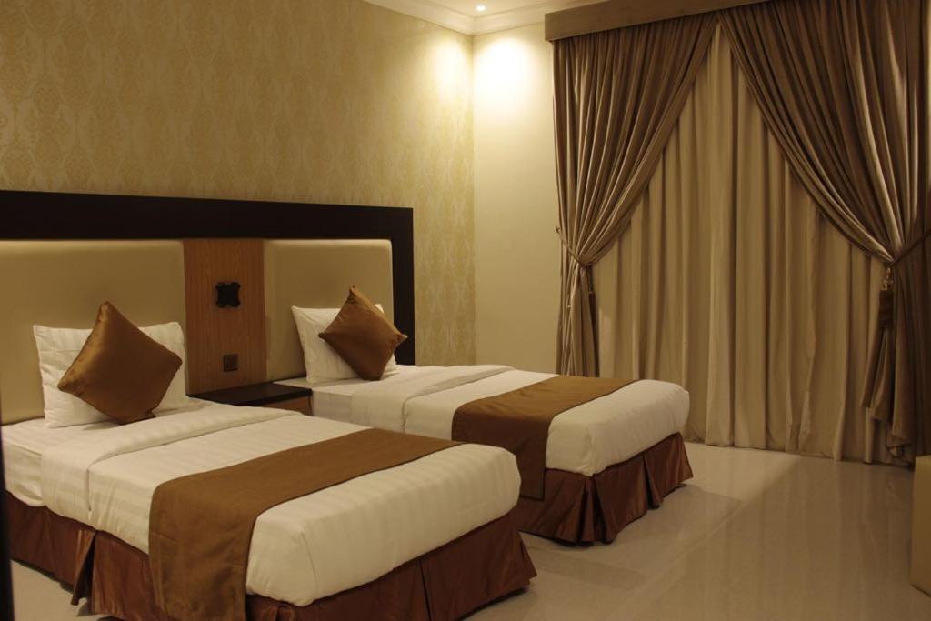 Golden Rest Hotel - فندق الراحة الذهبية - 两居室公寓