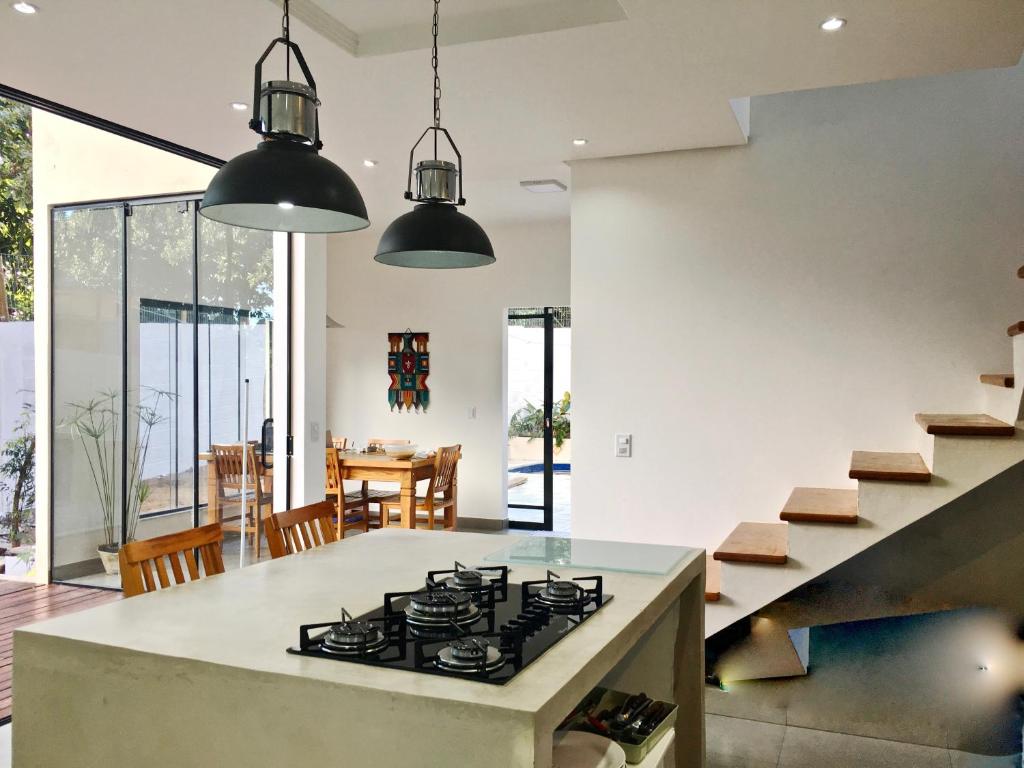  Architect Design House com Piscina