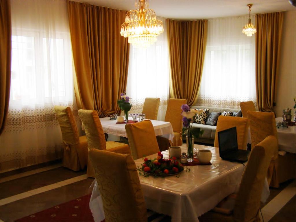 Posezení v ubytování Hotel Wellness & Spa Angelo Gabriel