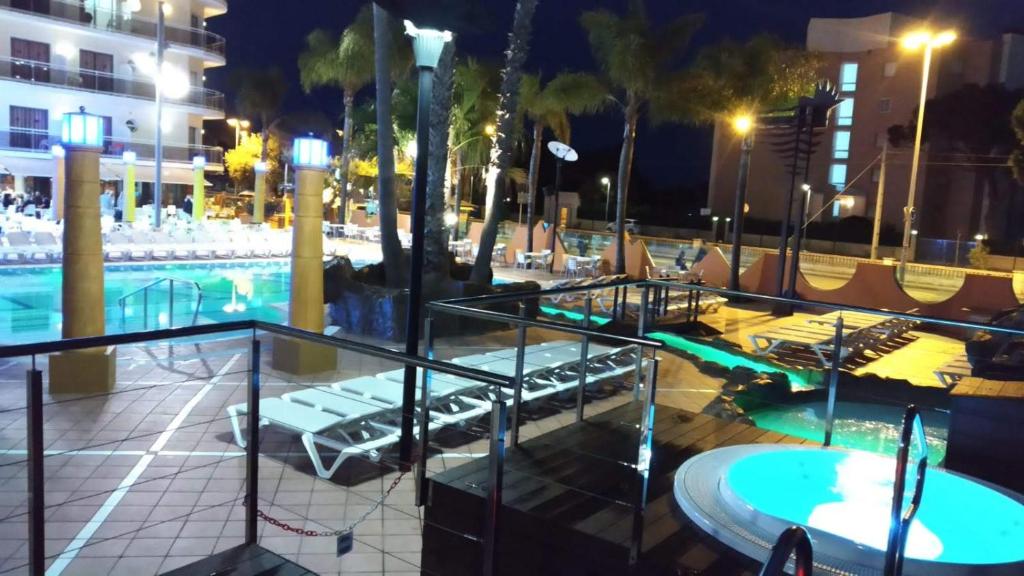 Bazén v ubytování Hotel Reymar nebo v jeho okolí