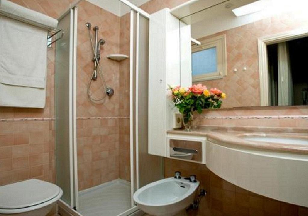 Koupelna v ubytování Hotel Ida