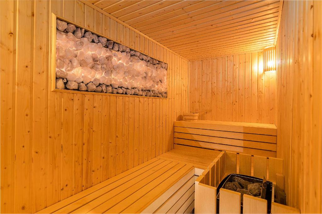 Fotografie z fotogalerie ubytování Willa Kłodzko-Zacisze - Sauna - Siłownia - Komnata Solna v destinaci Kladsko