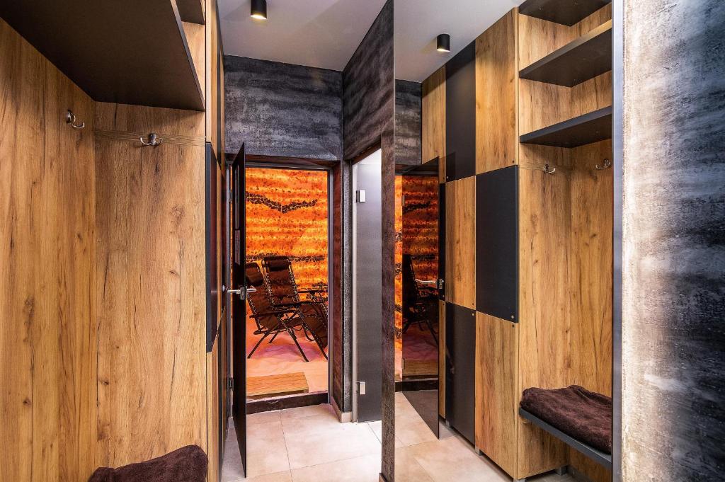 Posezení v ubytování Willa Kłodzko-Zacisze - Sauna - Siłownia - Komnata Solna