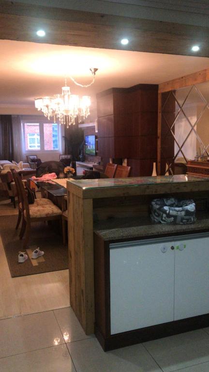  Lindo apartamento no centro de Canela