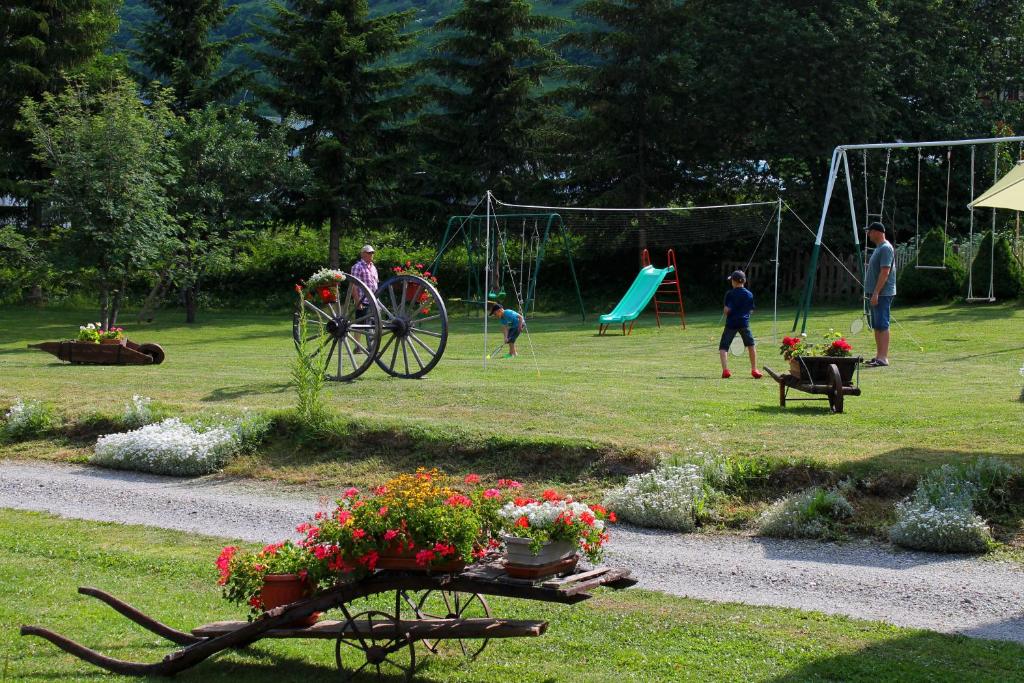 Hosté ubytování Hôtel du Crêt Rond