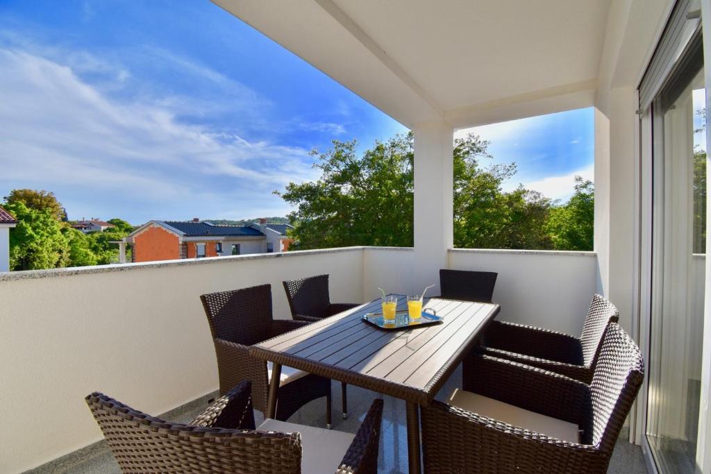 Apartments Mira - Two-Bedroom Apartment