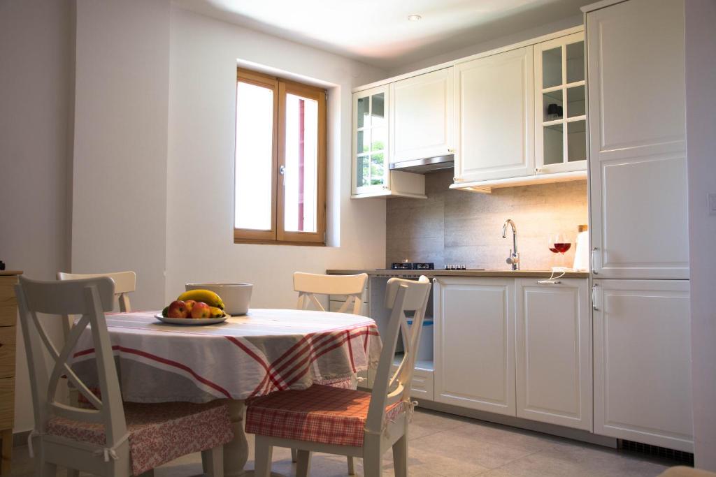 Kuchyňa alebo kuchynka v ubytovaní BUGA apartment in center of Mali Losinj