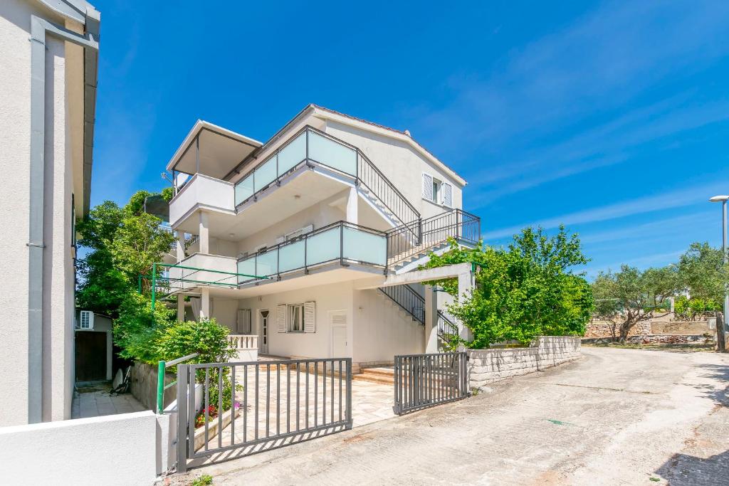 Budova, v ktorej sa apartmán nachádza
