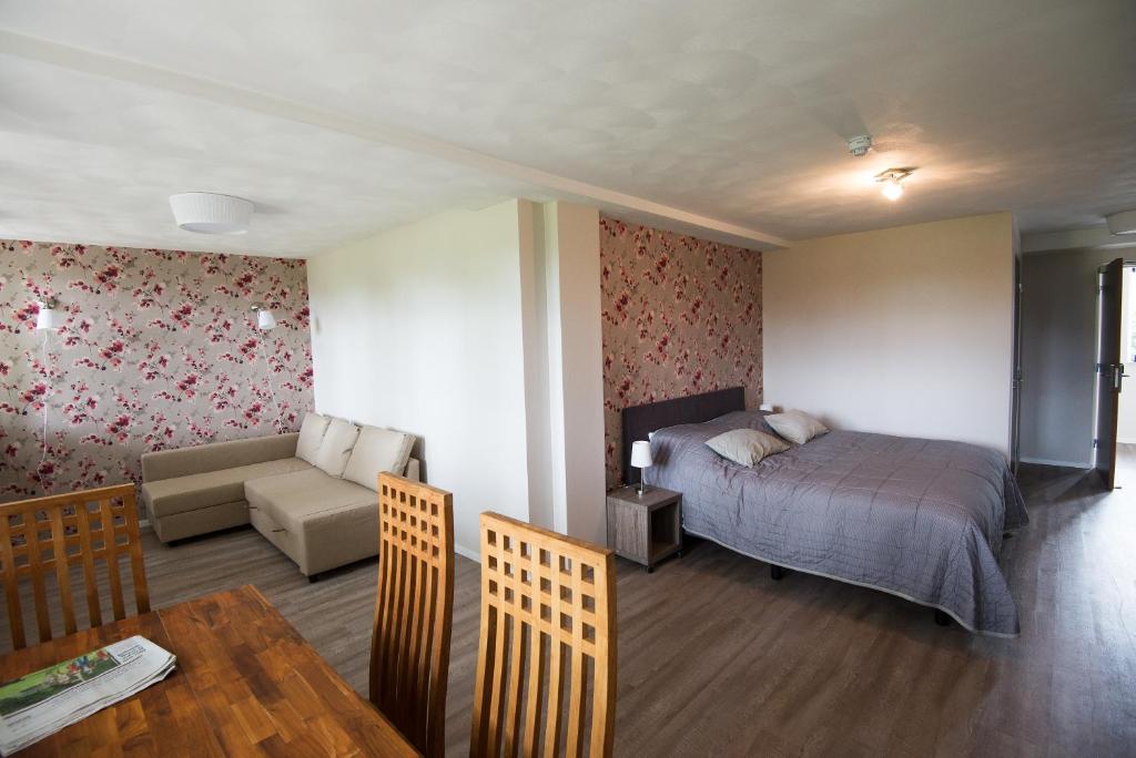 B&B Groot Pepersgoed - Family Room (4 Adults)