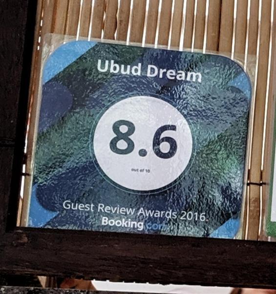 Certifikát, hodnocení, plakát nebo jiný dokument vystavený v ubytování Ubud Dream