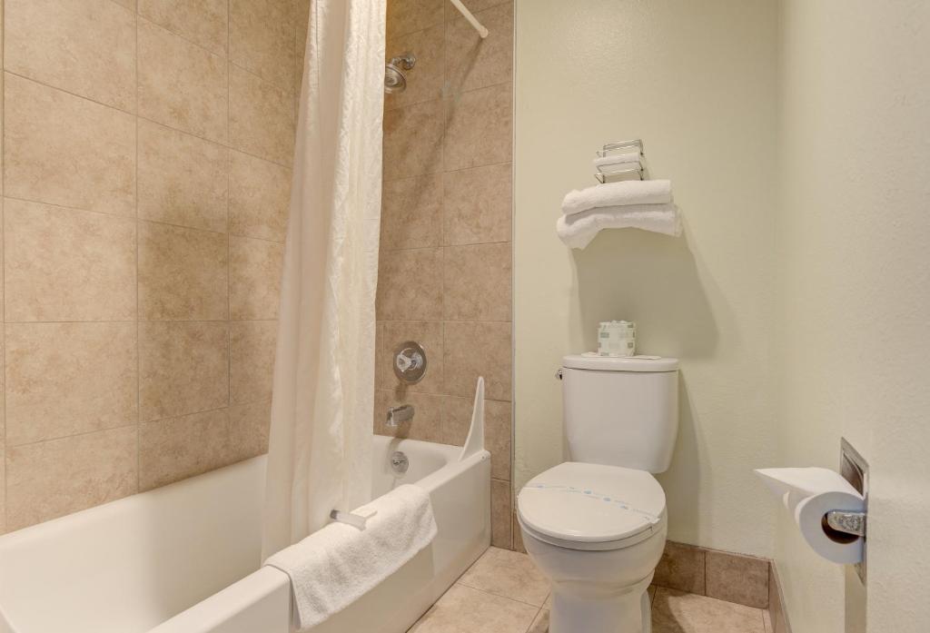 Redmond Inn - Queen Room - Non-Smoking