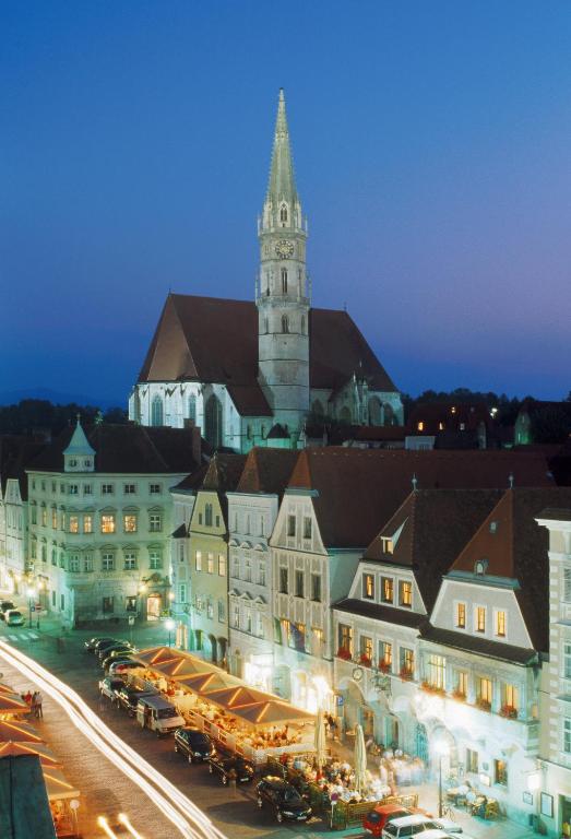 Nespecifikovaný výhled na destinaci Steyr nebo výhled na město při pohledu z hotelu