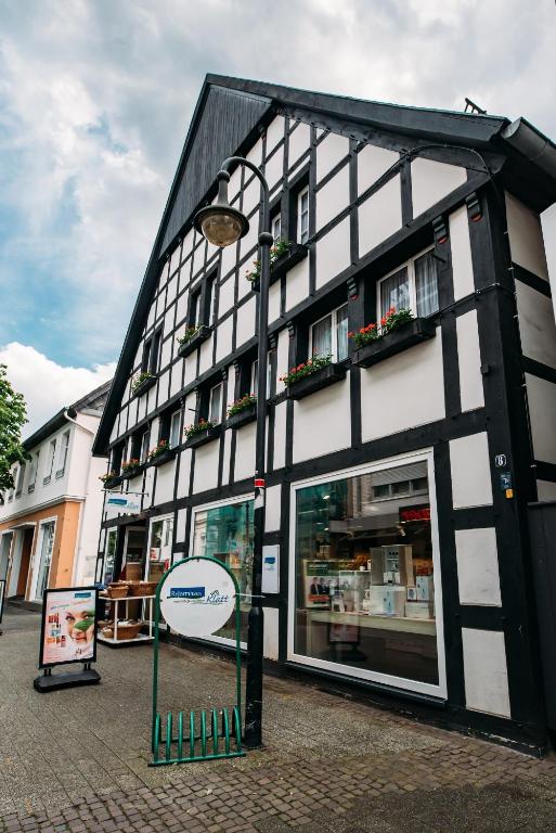 Ferienwohnung Sonnenschein - Two-Bedroom Apartment