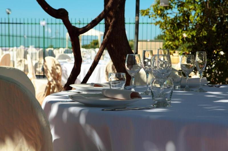 Restaurant o un lloc per menjar a Albergo 2 Pini