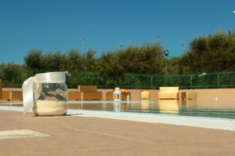 Piscina a Albergo 2 Pini o a prop