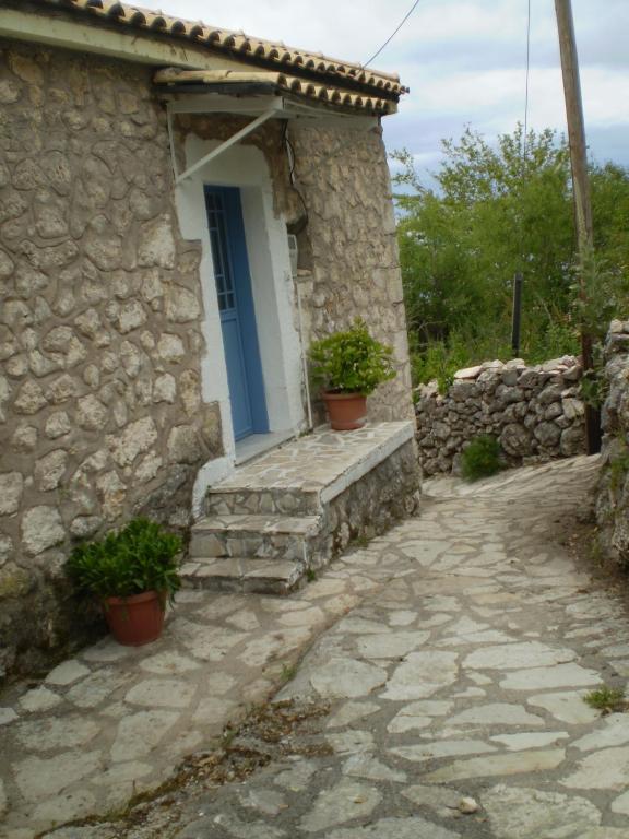 Fotografie z fotogalerie ubytování Lefki's house v destinaci Drymon