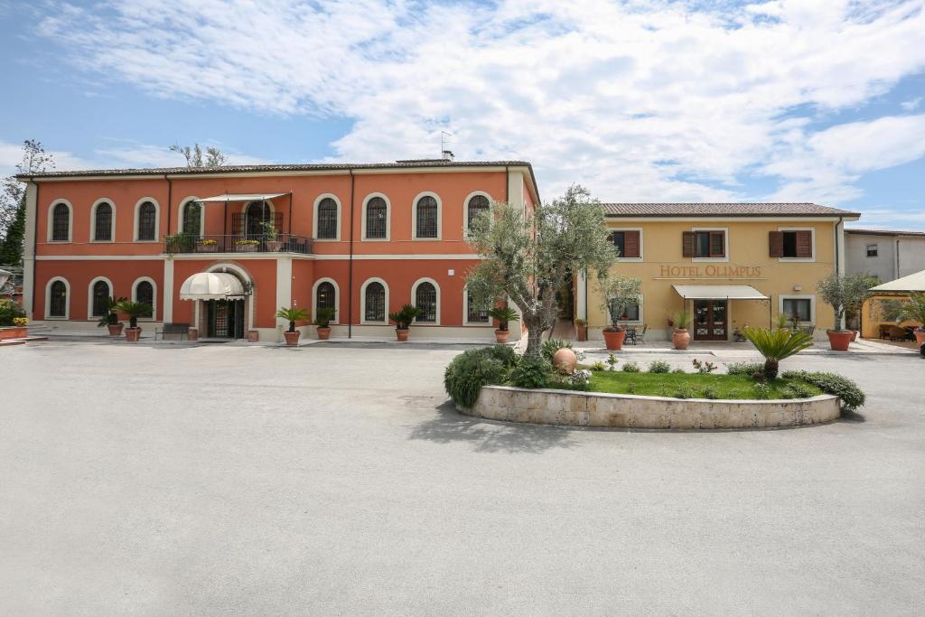 Budova, kde se hotel nachází