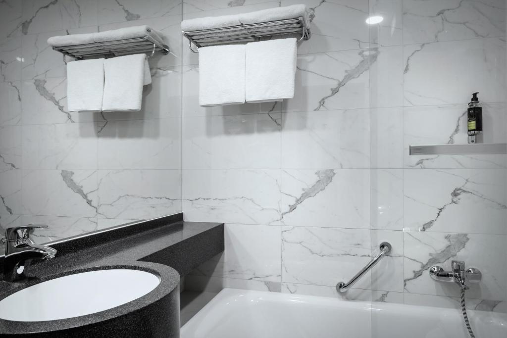 Astoria Hotel - Resim 12