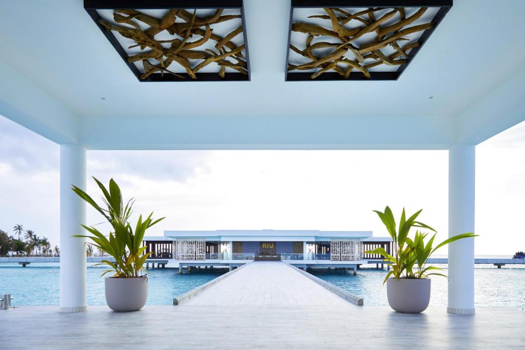 Bazén v ubytování Riu Palace Maldivas- All Inclusive nebo v jeho okolí