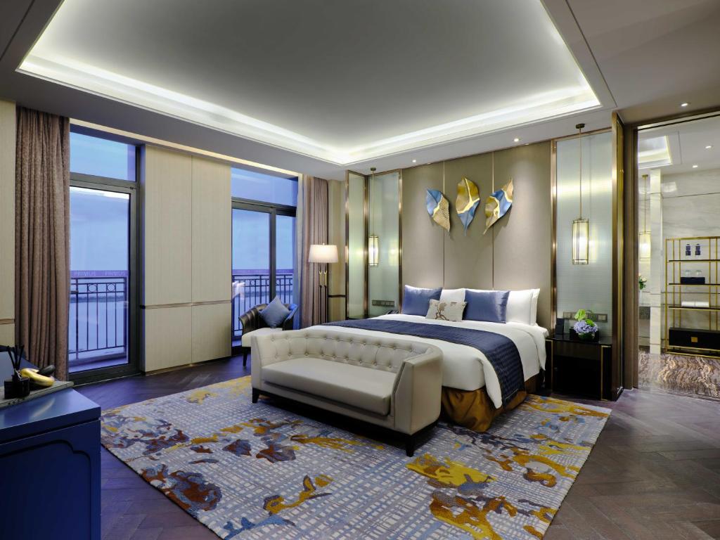 Postel nebo postele na pokoji v ubytování Primus Hotel Shanghai Sanjiagang - Offer Pudong International Airport and Disney shuttle