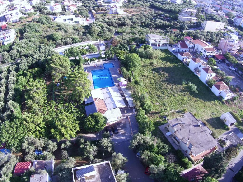 Bazén v ubytování Camping Chania nebo v jeho okolí