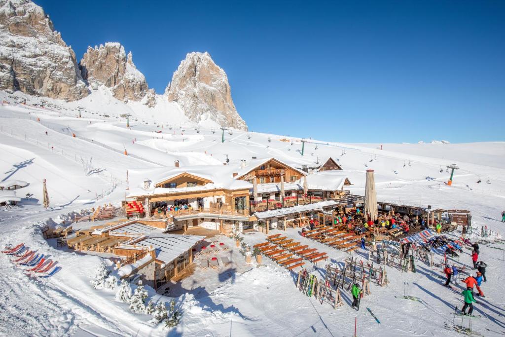 冬のRifugio Saleiの様子