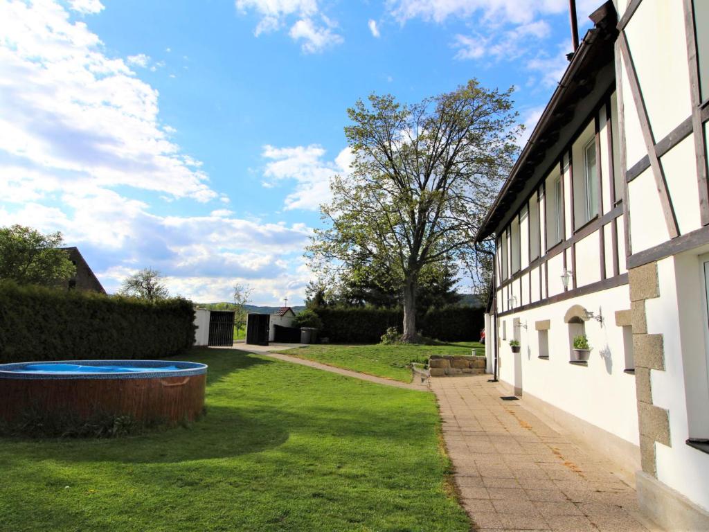 Bazén v ubytování Holiday Home Sezímky by Interhome nebo v jeho okolí