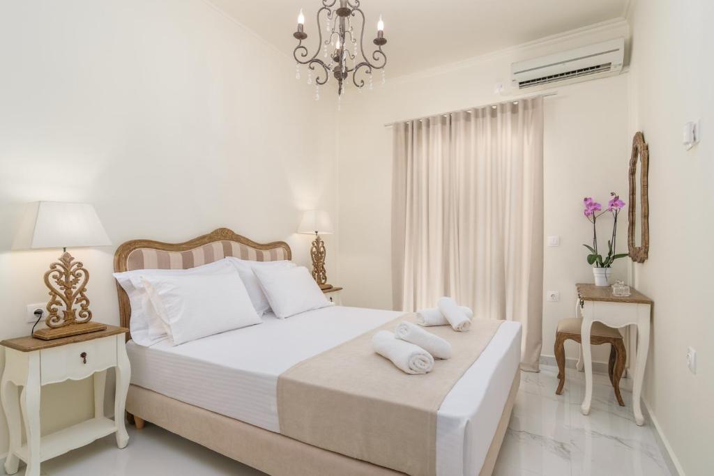 Llit o llits en una habitació de Ianthe Home