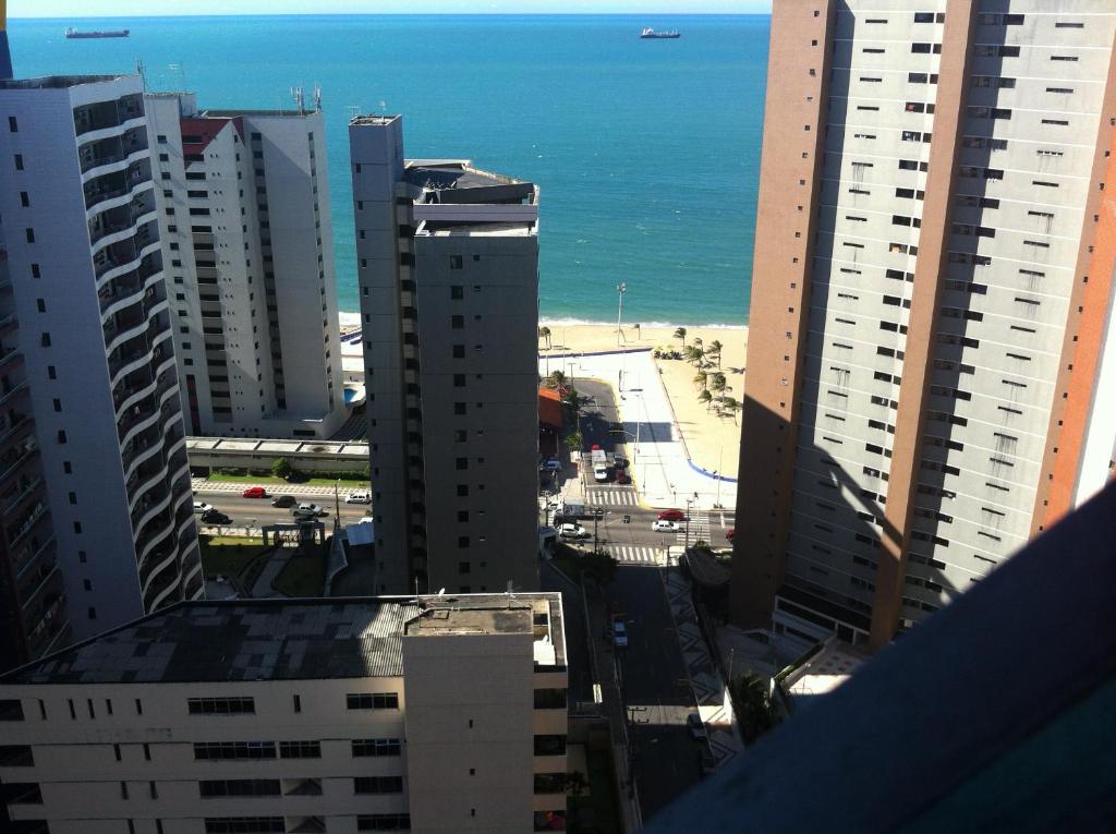  Azul Flat