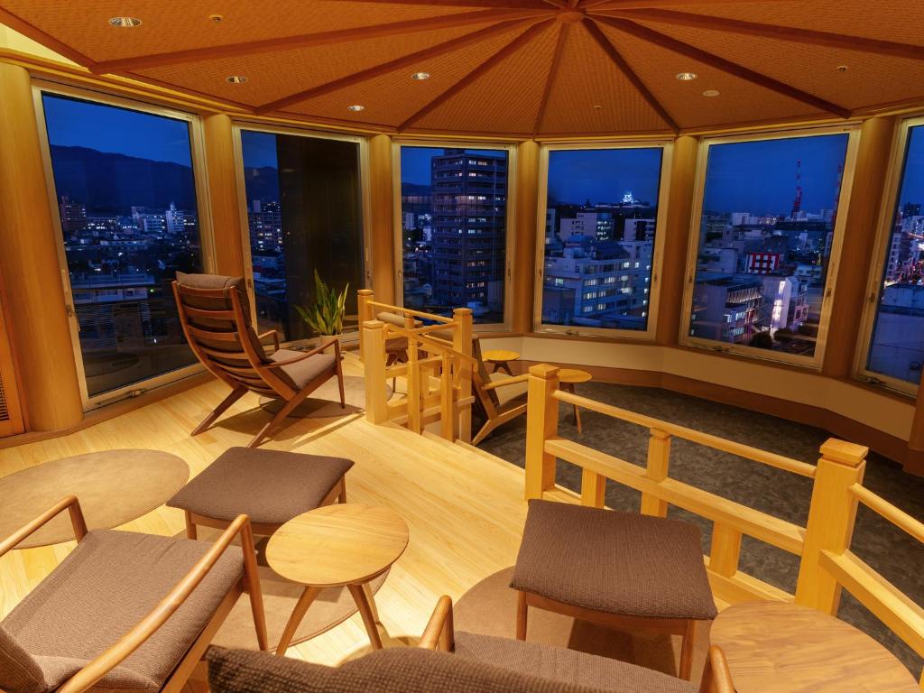 高知約瑟肯日式旅館 22 年最新房價 高知約瑟肯日式旅館 22 年最新房價