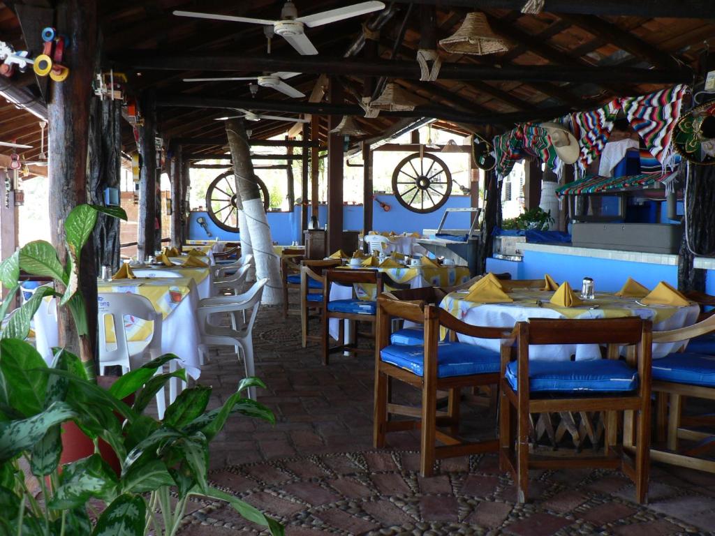 Restaurace v ubytování Lindo Mar Resort