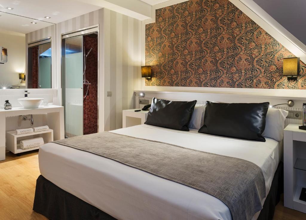 Catalonia Reina Victoria - 17