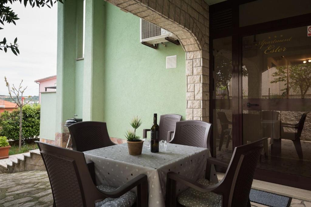Fotografie z fotogalerie ubytování Esther Apartment v destinaci Pula