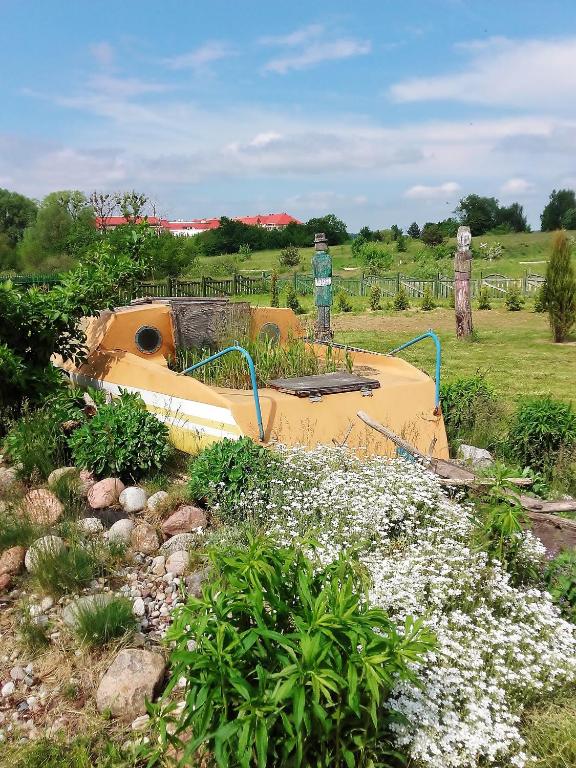 Vonkajšia záhrada v ubytovaní Mazurska Chata jezioro i aquapark 6 min, centrum i promenada 12 min