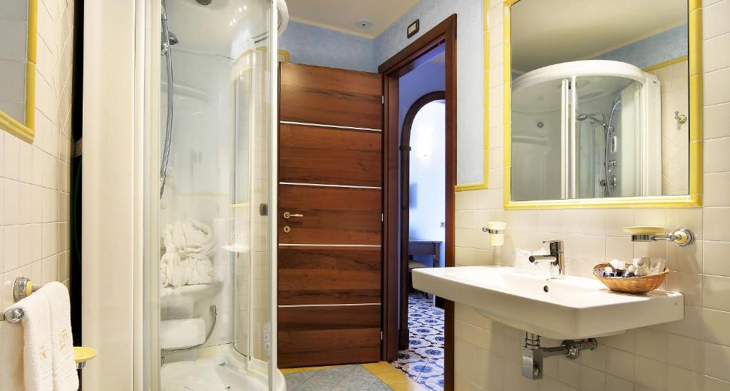 Koupelna v ubytování Hotel Aktea