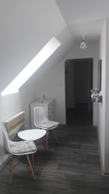 Posezení v ubytování Ubytování Otín